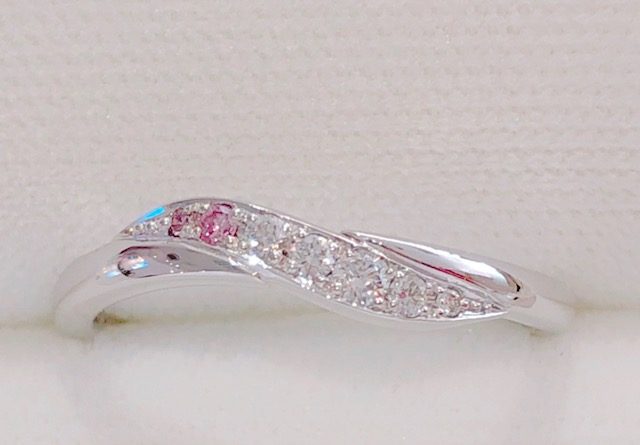 素材変更 + ピンクアレンジ | 婚約指輪・結婚指輪のブライダル