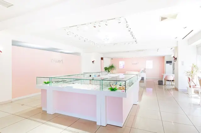 北海道の老舗ブライダルジュエリーショップ「LEGAN旭川店」の魅力